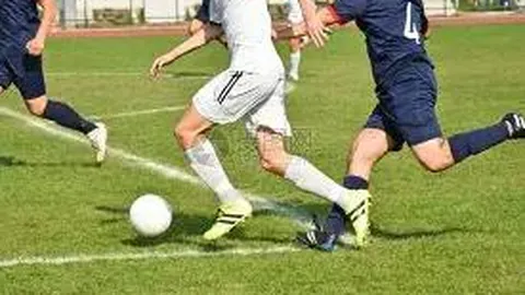 云南昆陆足球队更名为昆明郑和船工队